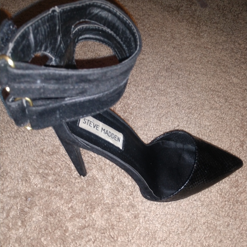 Steve Madden Leather and Suede Pumps